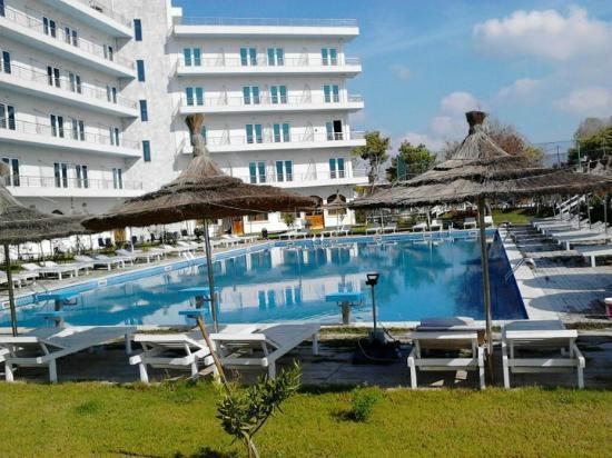 Europa Grand Hotell 4*
